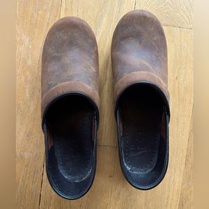 Dansko clogs, hardly worn, size 39